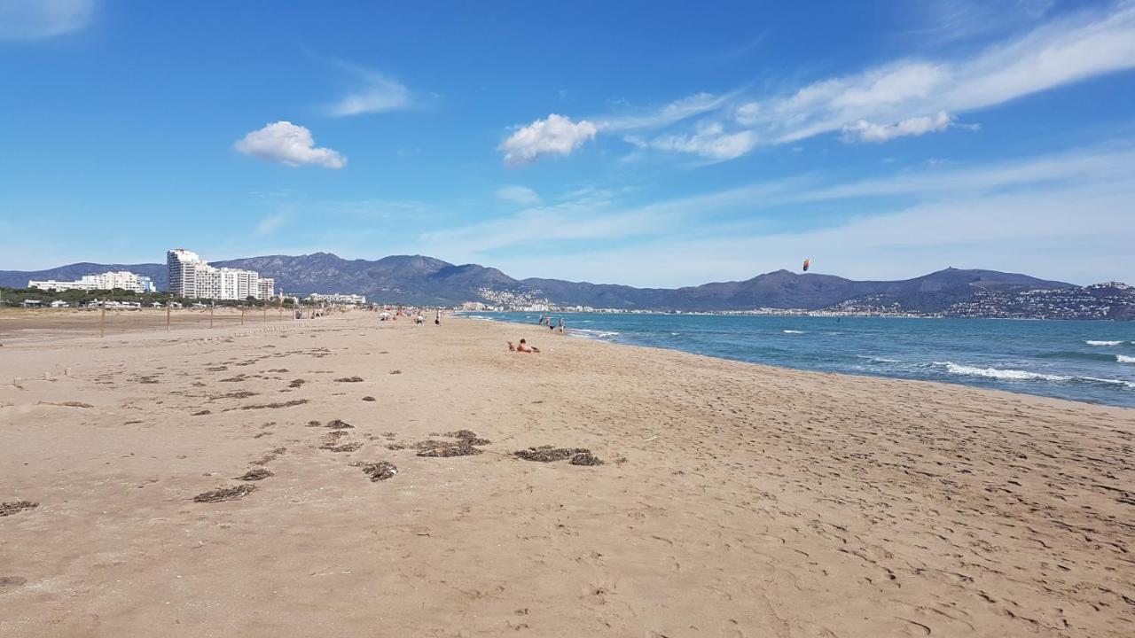 Ampuries Delta Apartment Empuriabrava Eksteriør bilde